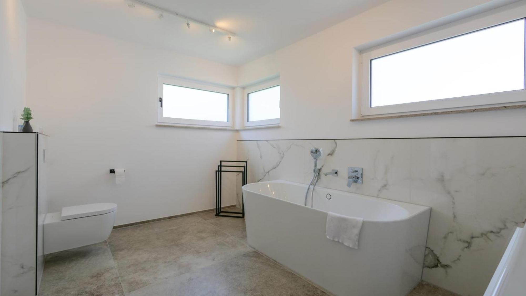 Eleganter Neubau-Luxus In Paderborn & Stilvoller Rueckzugsort Fuer Bis Zu 9 Gaeste Kültér fotó